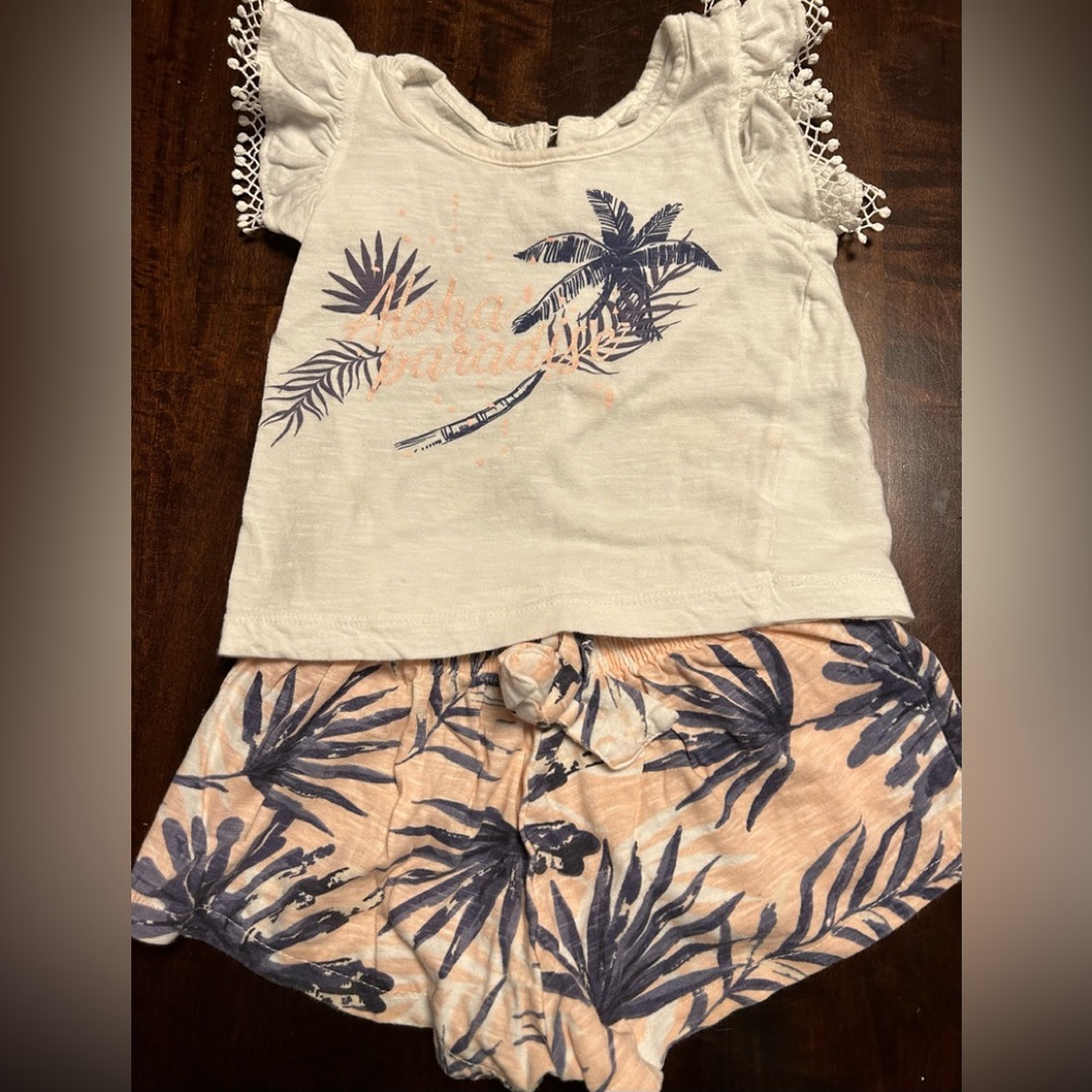 Jessica Simpson short set